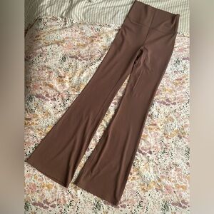 All In Motion flared XS leggings